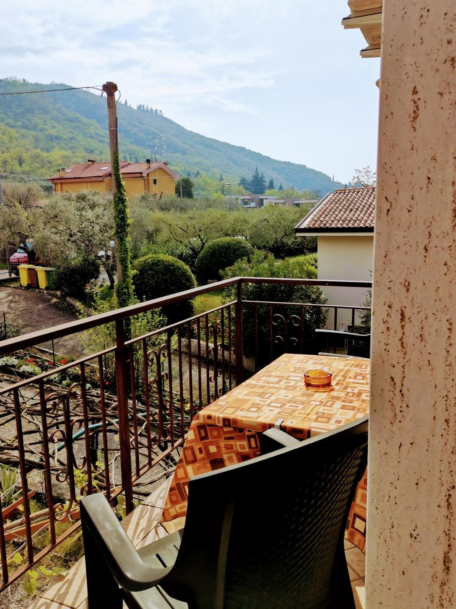 Отель Ristorante Le Rasole Гарда Экстерьер фото